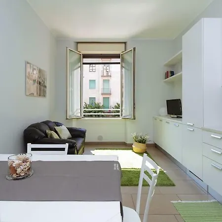 Lägenhet Spacious And New In Citta Studi *
